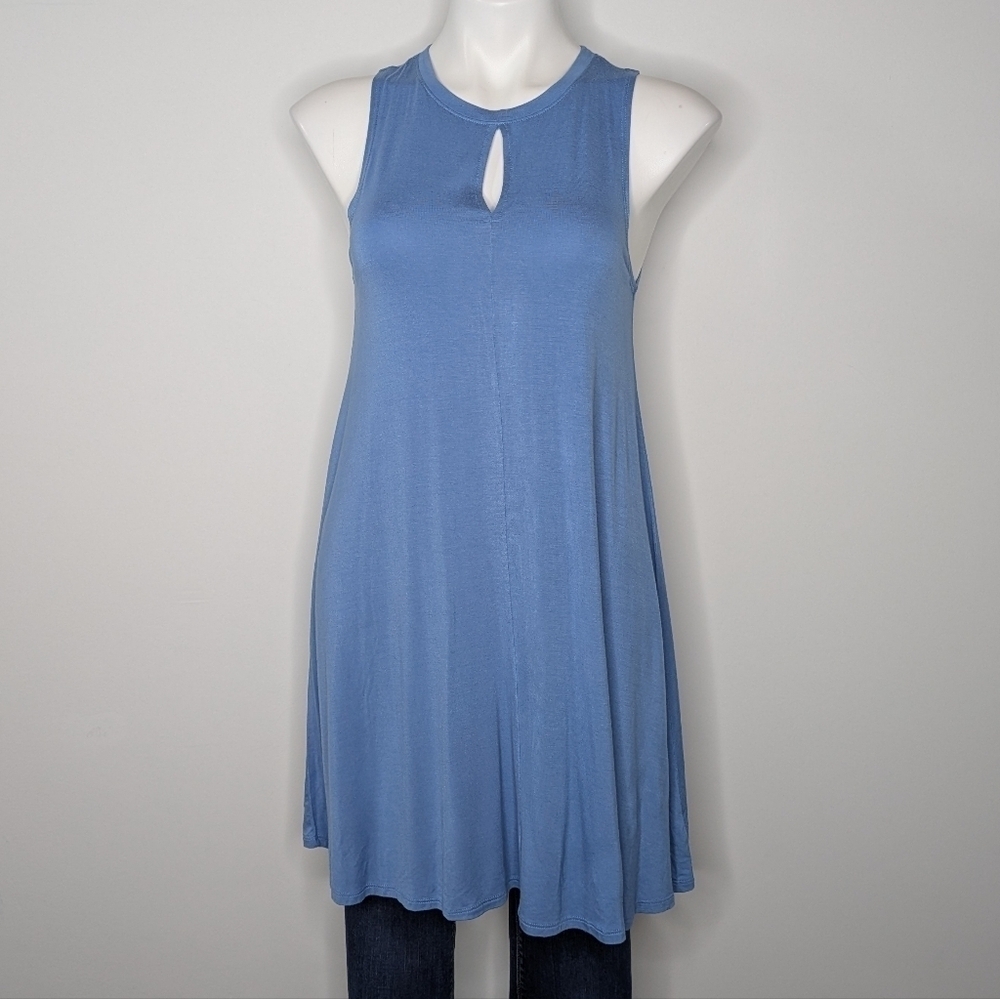 ✨3/$15 NWT Double Zero blue veranda keyhole neck sleeveless dress tunic top S